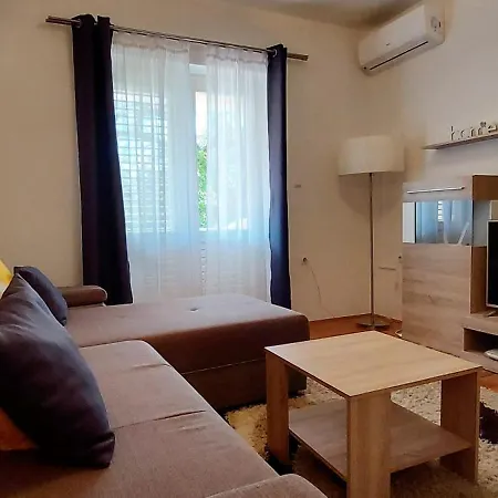 Marijana Apartamento